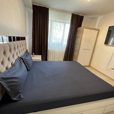 Discret Apartament One Targoviste Esterno foto