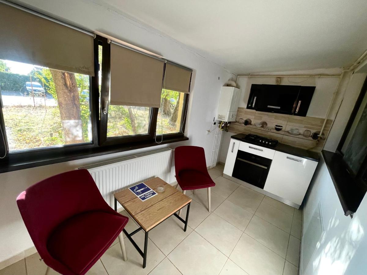 Discret Apartament One Targoviste Esterno foto