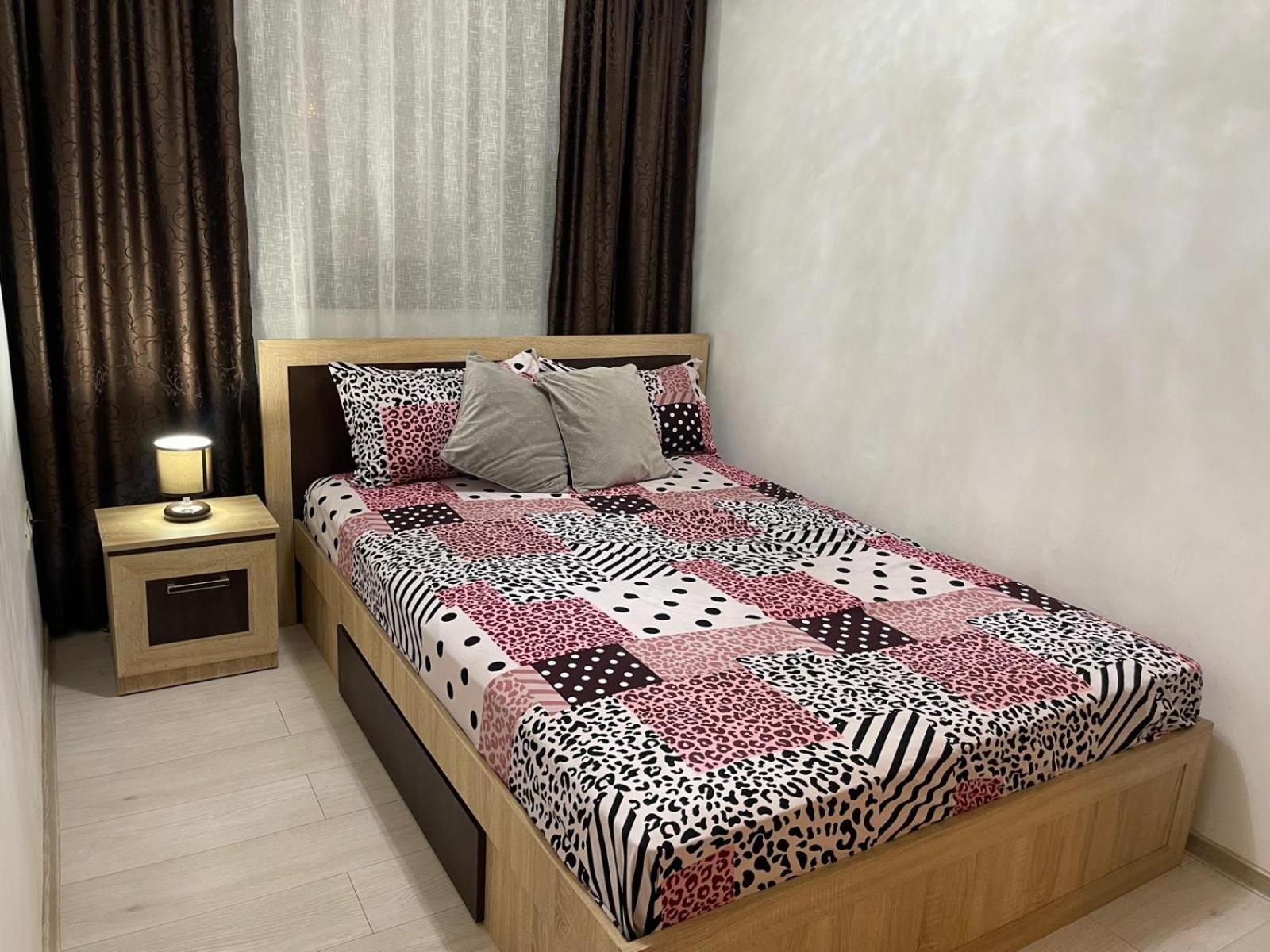 Discret Apartament One Targoviste Esterno foto